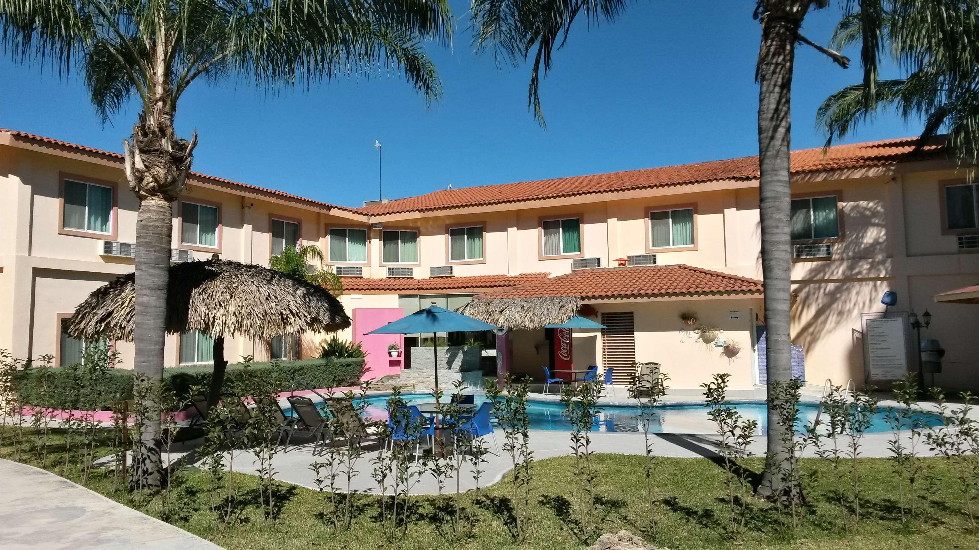 Best Western Bazarell Inn Montemorelos Exteriér fotografie