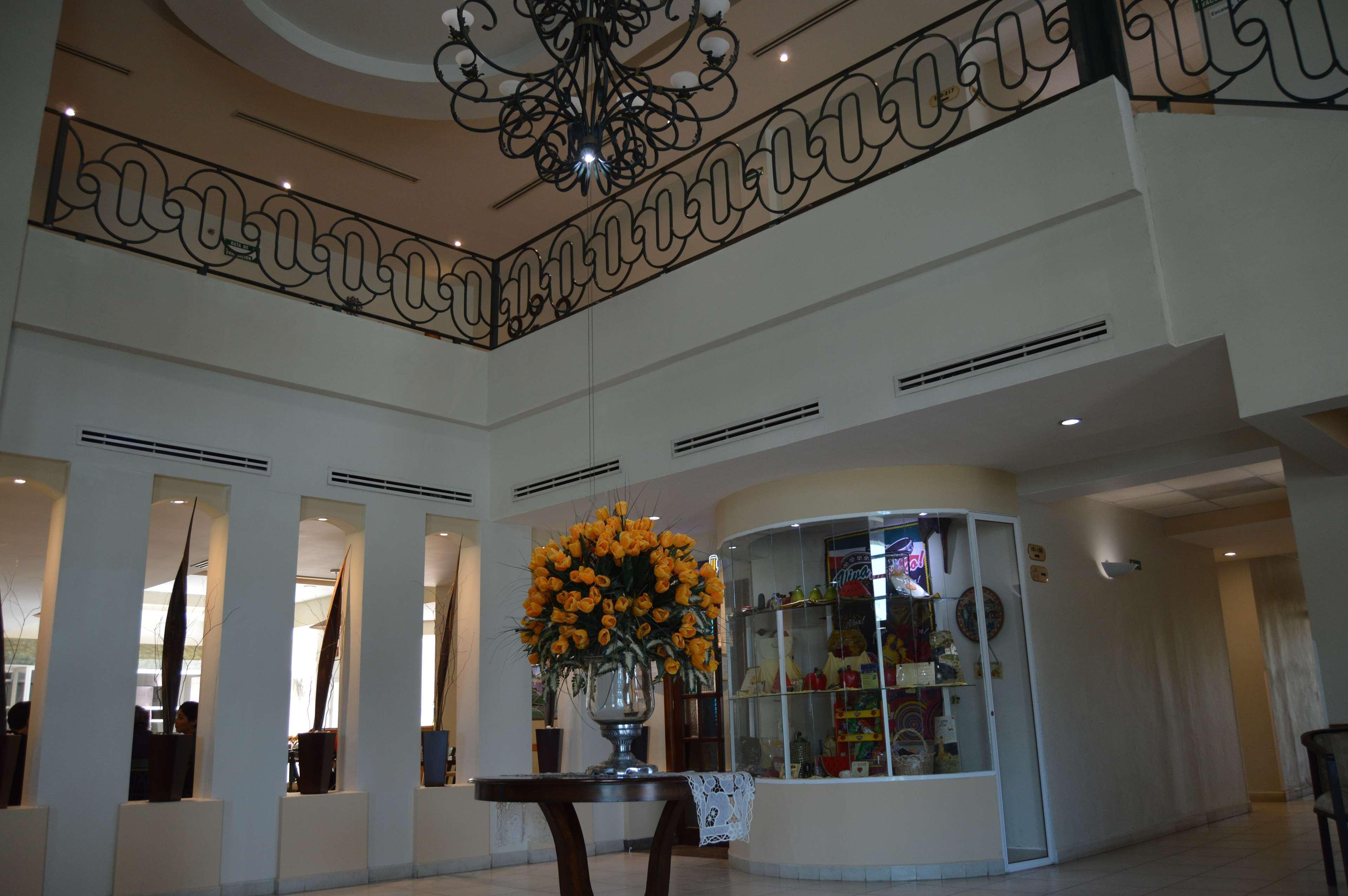 Best Western Bazarell Inn Montemorelos Exteriér fotografie