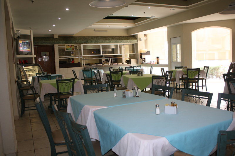 Best Western Bazarell Inn Montemorelos Exteriér fotografie